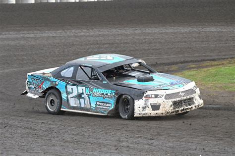 Oregon’s Kersey Ferrando impresses in Stock Car qualifier - IMCA ...