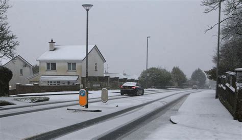 Status yellow snow and ice weather warning issued for Derry - Derry Now