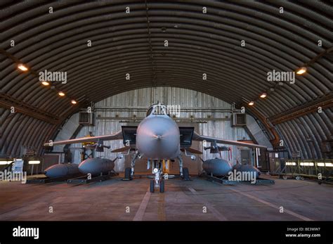 Tornado F3 in einer gehärteten Flugzeug Unterschlupf bei RAF Leeming ...