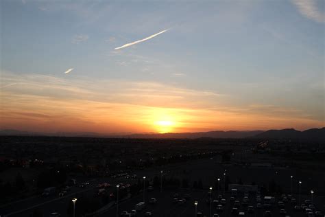 Las Vegas Sunrise April 14, 2013 | Sunrise over the mountain… | Flickr