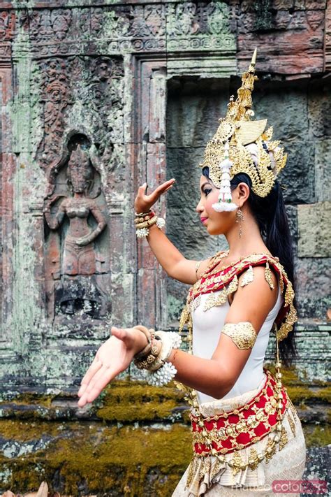 - Khmer Apsara dancer performing at Angkor Wat temple, Cambodia ...