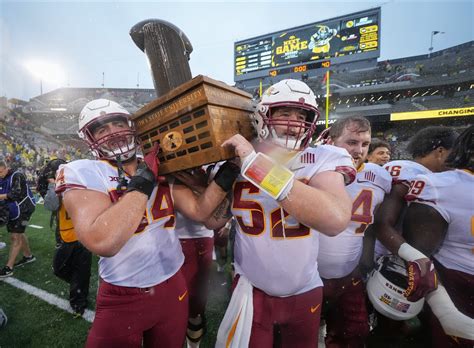 STANZ: Despite chaos, Iowa State brings Cy-Hawk trophy back to Ames – CycloneFanatic.com ...