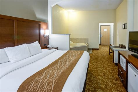 Discount Coupon for Comfort Suites Kansas City - Liberty in Kansas City, Missouri - Save Money!