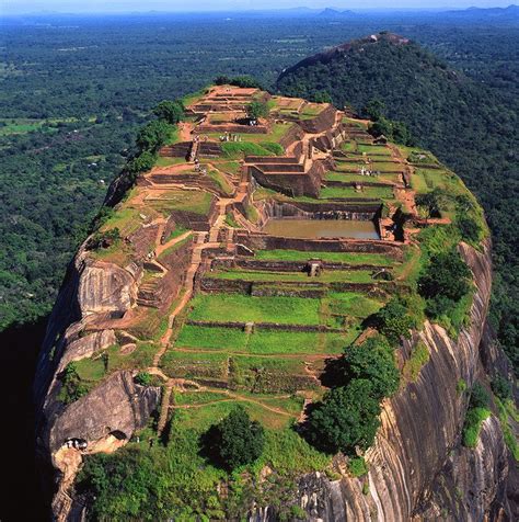 Sigiriya Mountain Fortress in Srilanka Photos - Neeshu.com