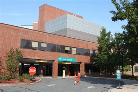 MILFORD REGIONAL MEDICAL CENTER - 22 Photos & 73 Reviews - 14 Prospect St, Milford, MA, United ...