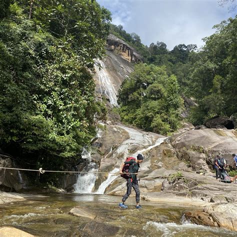 Gunung Stong Baha Ayam – Open Trip - Jommoutdoor