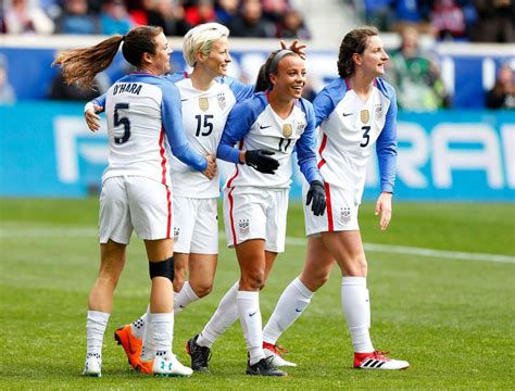 In Fight for Equality, U.S. Women’s Soccer Team Leads the Way - The New York Times