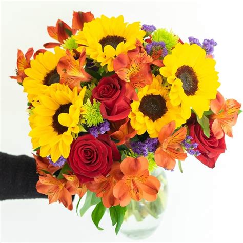 12 Best Flower Delivery Services in Laredo, TX - Petal Republic