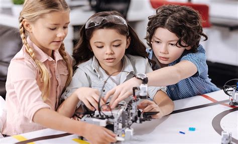 Best Online Robotics Summer Camps for Kids