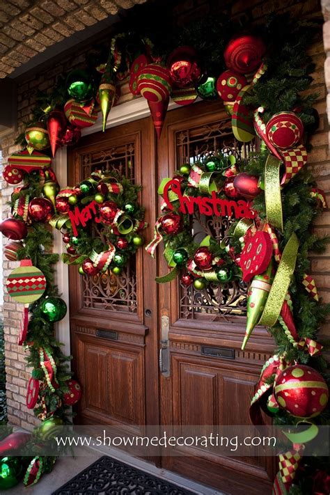 50 Best DIY Christmas Garland Decorating Ideas for 2021