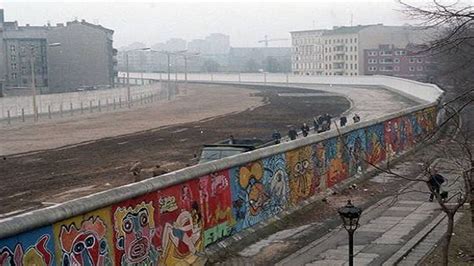 Why was the Berlin wall built?