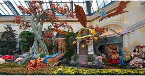 Las Vegas' Bellagio Conservatory & Gardens Turned Into An Enchanted ...