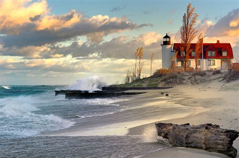 Michigan Nut Photography Lighthouse Series - United States Lighthouses