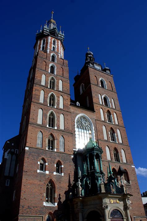 36. St Mary’s Basilica, Krakow, Poland | Visions Of The Past