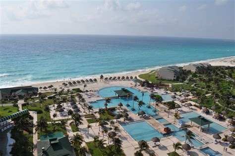 Suz's Stuff and Nonsense: Mexico XIV - Hilton Cancun