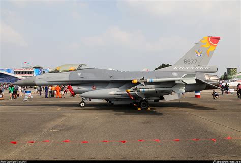 6677 Taiwan Air Force Lockheed Martin F-16A Fighting Falcon Photo by ...