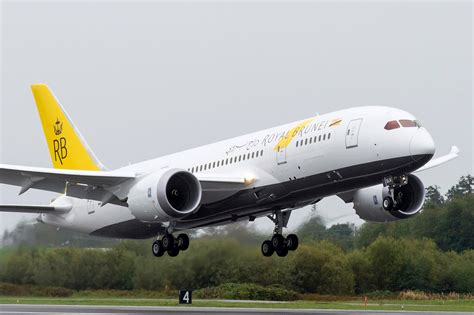 Royal Brunei Airlines receives its first Boeing 787-8 Dreamliner - Bangalore Aviation
