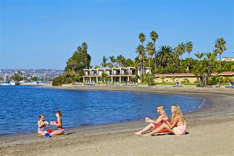 20 Best San Diego Hotels On The Beach (2024) & Fun Oceanfront Resorts