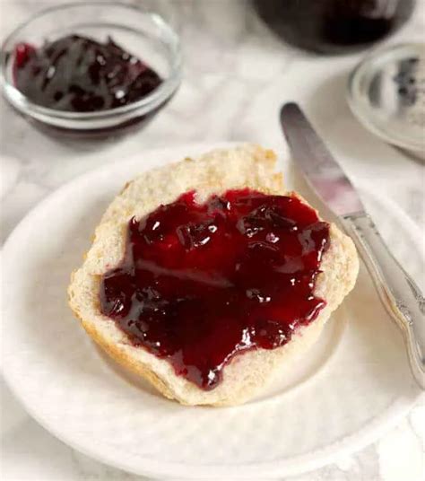 Concord Grape Jam with Vanilla - Baking Sense