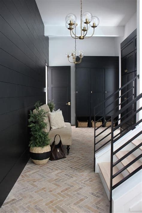 tricorn black accent wall