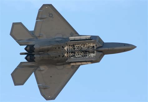 File:F-22 Raptor Internal Weapons Bay.jpg - Wikipedia