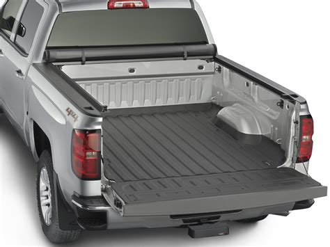 Roll Up Tonneau Cover - Maximum Truck Bed Protection & Utility | WeatherTech Canada