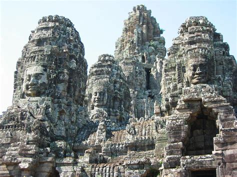 Angkor Thom Historical Facts and Pictures | The History Hub