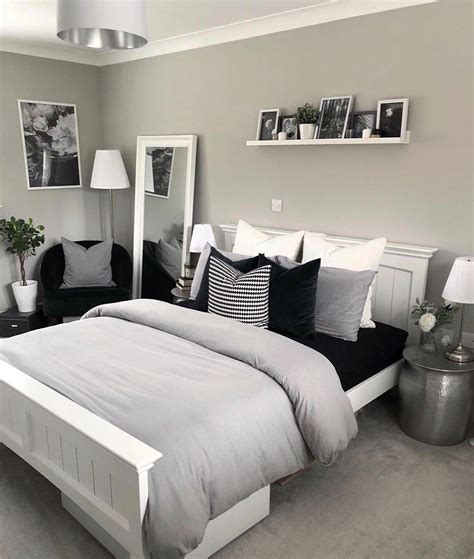 Grey and black bedroom | White bedroom decor, White bedroom design ...