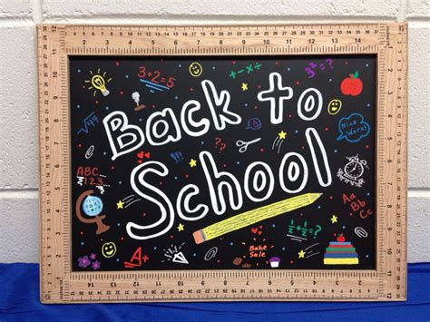 Back to School chalkboard art | School chalkboard art, Chalkboard art ...