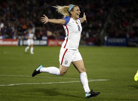 The USWNT's Julie Ertz, a time World Cup champion, is retiring from ...