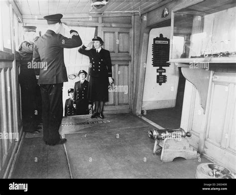 WRNS AT WORK. 1940, ON BOARD THE TRAINING SHIP HMS DEFIANCE, DEVONPORT ...