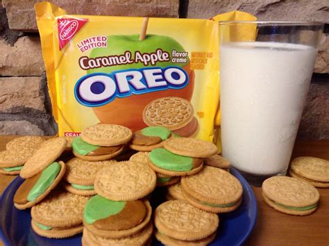 Oreo Cookies Caramel Apple, 8/2014 by Mike Mozart of TheTo… | Flickr