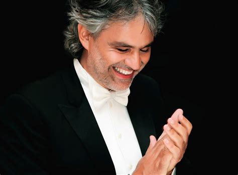 Biografia di Andrea Bocelli, vita e storia