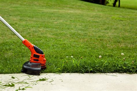 How to edge | Lawn Care Guide by Lawn Love