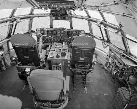 377 Stratocruiser Flight Deck, 1945 | Vintage aircraft, Aircraft interiors, Flight deck