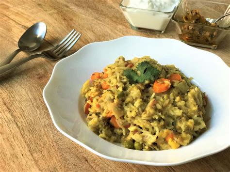 Instant Pot Lentil & Vegetable Khichdi / Masala Khichdi - Piping Pot Curry