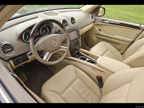 2010 Mercedes-Benz GL450 - Interior | Caricos