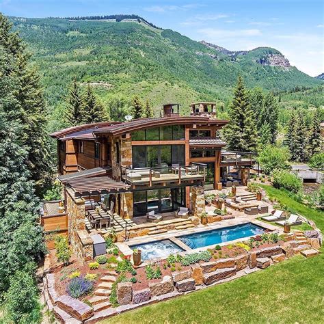 Beautiful house in the mountains of #Colorado 🏔. Swipe left to see inside this $21,500,000 ...