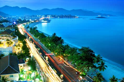 Da Nang city - ADV Motorcycle Tours & Dirtbike Travel