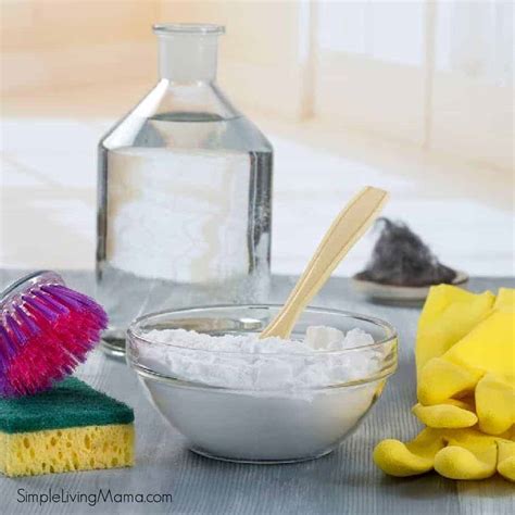 baking-soda-and-vinegar - Simple Living Mama