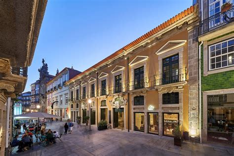 Porto Bay Flores: A Luxury Palace Hotel In The Heart Of Porto