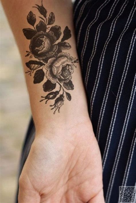 tattoo - tattoos - tatuagem - ink - inked - flores - flowers - floral - arm - braço - wrist ...