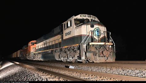 BNSF Railway EMD SD70MAC at Wheaton, Illinois