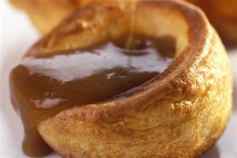 Yorkshire Pudding with Gravy Recipe - Kraft Canada Yorkshire Pudding ...