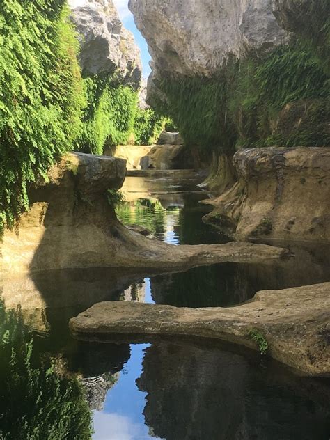 THE NARROWS - 12 Photos - Hiking - Blanco, TX