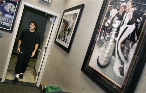 Photos: Teemu Selanne, 2007 Stanley Cup – Orange County Register