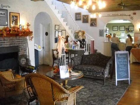 Seminole Inn, Indiantown: Outstanding fried green tomatoes in Old Florida