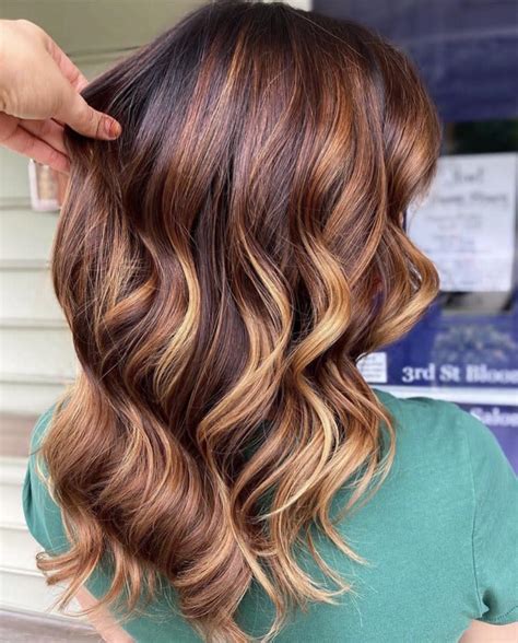 15 Flattering Hair Colors That Prove Balayage Is Perfect For Fall