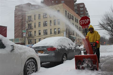 Icy Storm Whips Through City as Snow Forecast Shrinks to 8 Inches - Civic Center - New York ...