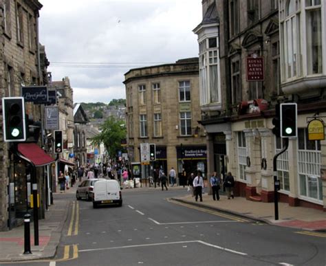 "Lancaster City Centre" by Bob Wilson at PicturesofEngland.com